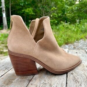 Vince Camuto Bibestie leather ankle bootie